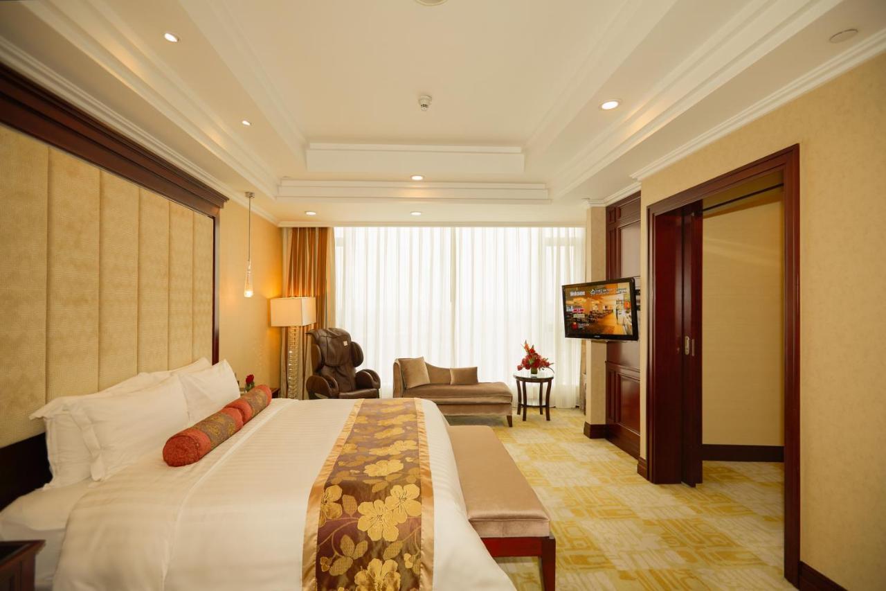 Soluxe Hotel Guangzhou - Overseas Buyers Registration Service&Canton Fair Free Shuttle Bus 15 Apr To 05 May Экстерьер фото